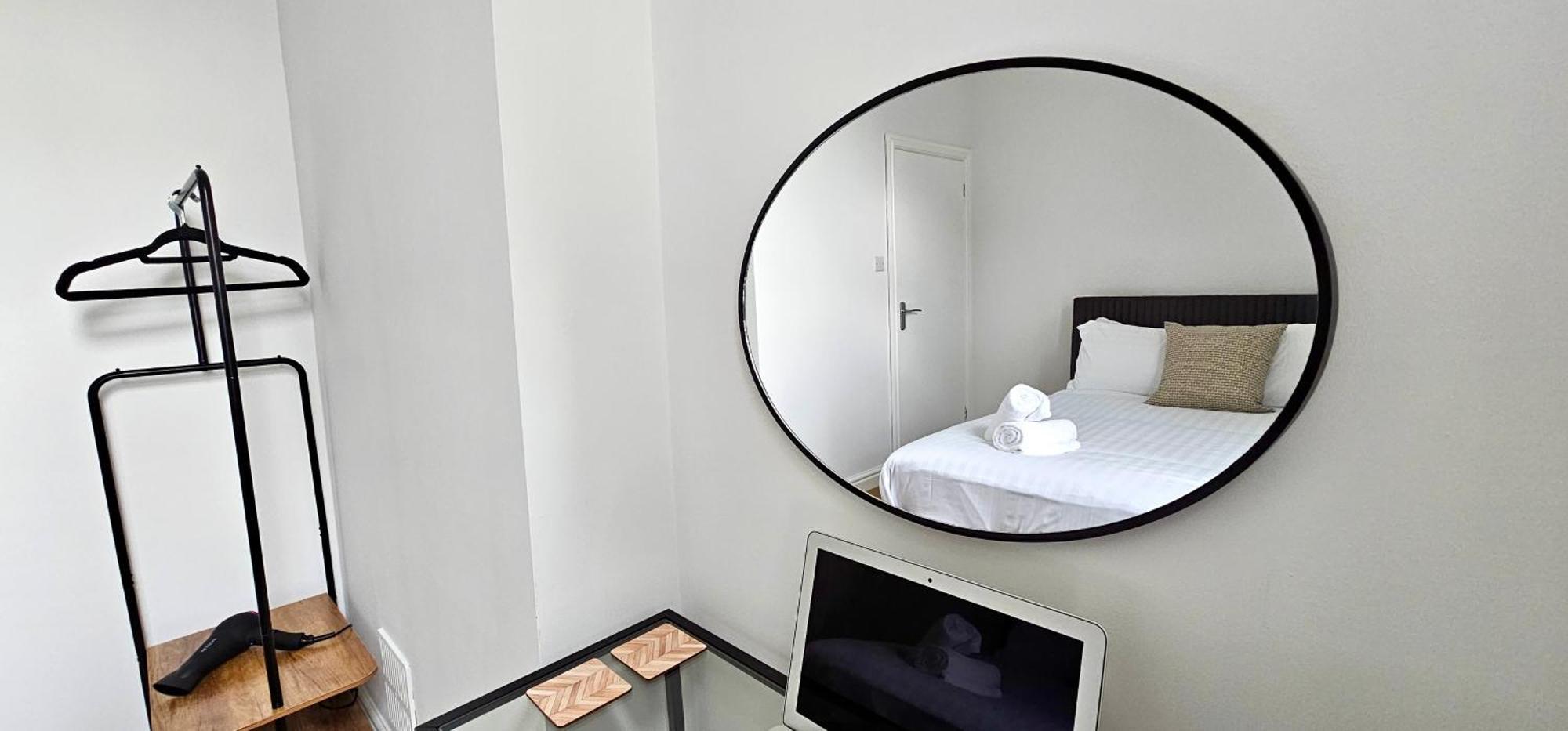 Harlequin Apartments By Switchback Stays Cardiff Chambre photo